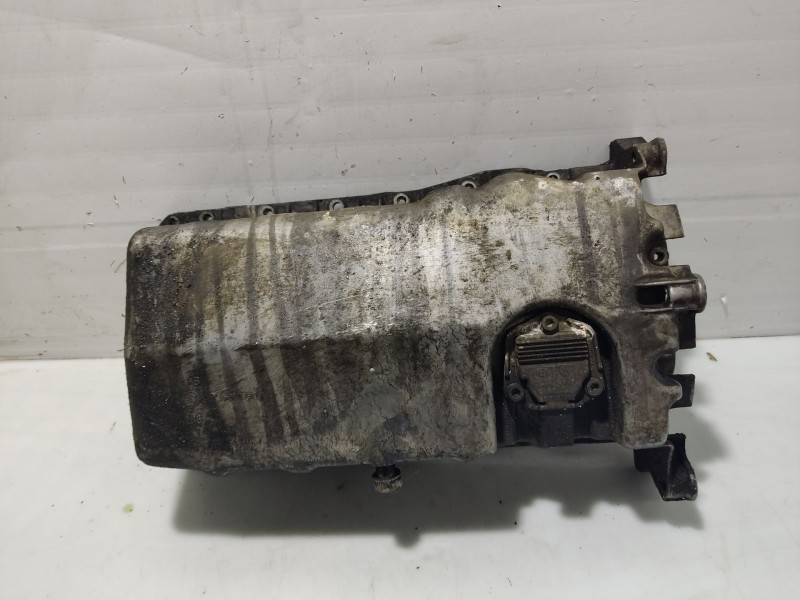 Recambio de carter para volkswagen golf iv berlina (1j1) 1.9 tdi referencia OEM IAM 030103601QA  