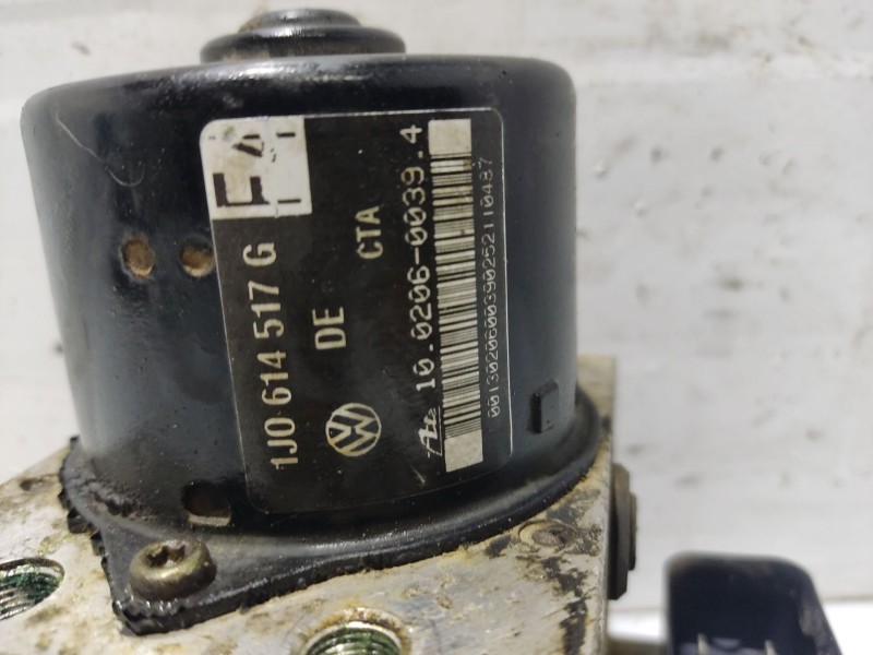 Recambio de abs para volkswagen golf iv berlina (1j1) 1.9 tdi referencia OEM IAM 1AEN0614517  