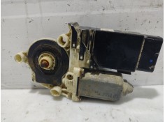 Recambio de motor elevalunas delantero derecho para volkswagen golf iv berlina (1j1) 1.9 tdi referencia OEM IAM   