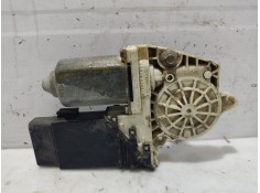 Recambio de motor elevalunas delantero izquierdo para volkswagen golf iv berlina (1j1) 1.9 tdi referencia OEM IAM   