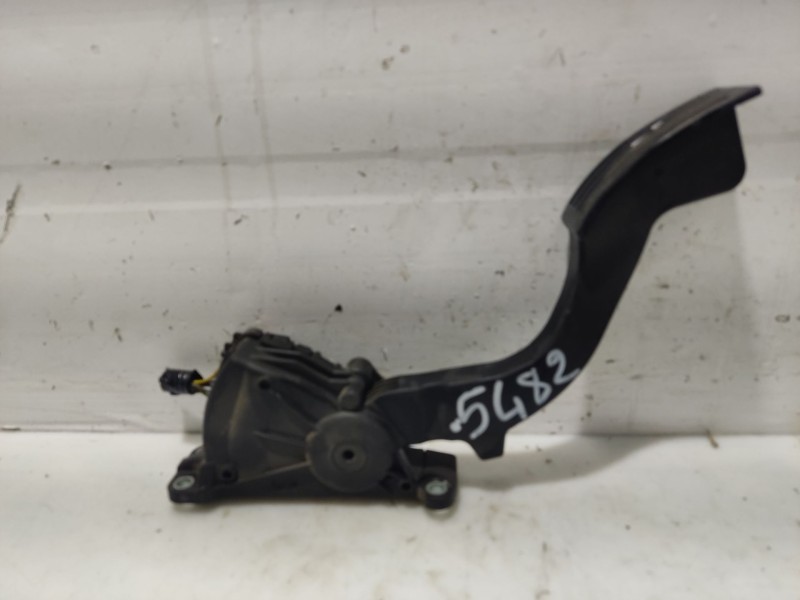 Recambio de pedal acelerador para mazda 3 berlina (bk) referencia OEM IAM BN8B41600D  