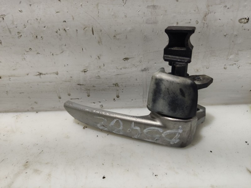 Recambio de maneta interior delantera derecha para mazda 3 berlina (bk) referencia OEM IAM D35058330E02  