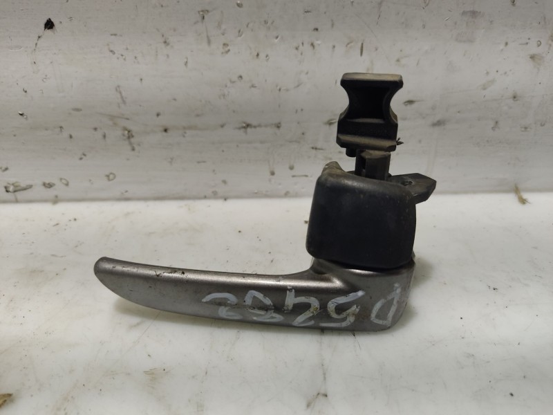 Recambio de maneta interior trasera derecha para mazda 3 berlina (bk) referencia OEM IAM D35058330E02  