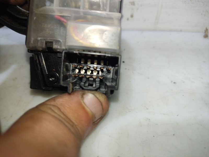 Recambio de mando limpia para mazda 3 berlina (bk) referencia OEM IAM   