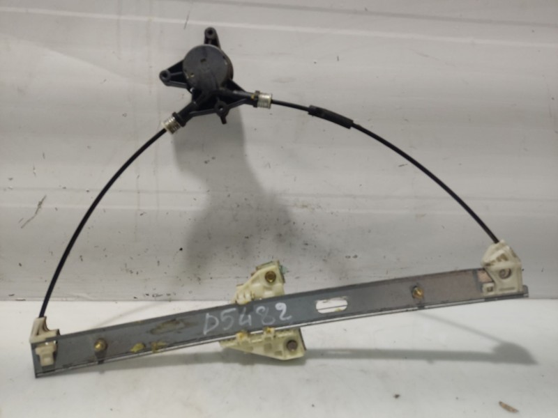 Recambio de elevalunas delantero derecho para mazda 3 berlina (bk) referencia OEM IAM BP4L58560A  