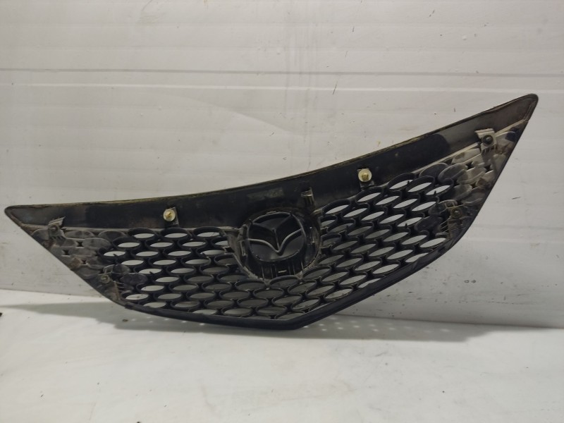 Recambio de calandra delantera de radiador para mazda 3 berlina (bk) referencia OEM IAM   