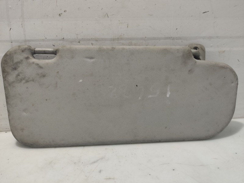 Recambio de parasol izquierdo para mazda 3 berlina (bk) referencia OEM IAM BP4K69320C77  