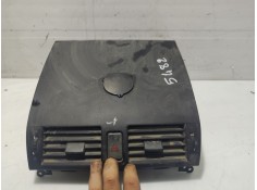 Recambio de moldura para mazda 3 berlina (bk) referencia OEM IAM    2