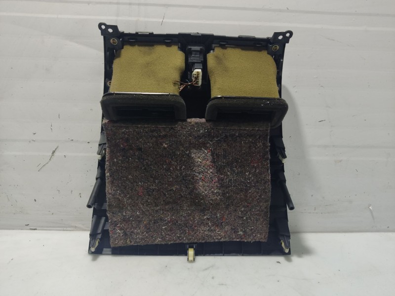 Recambio de moldura para mazda 3 berlina (bk) referencia OEM IAM   