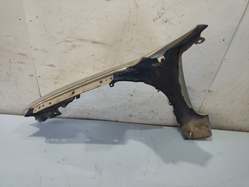 Recambio de aleta delantera izquierda para mazda 3 berlina (bk) referencia OEM IAM BP4K52211D8H  