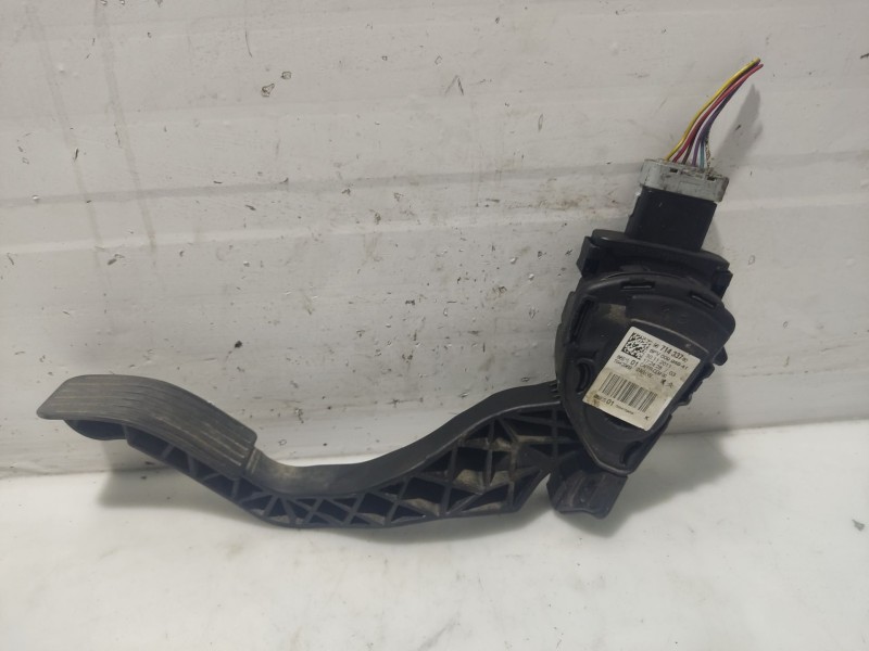 Recambio de pedal acelerador para peugeot 308 1.6 hdi fap referencia OEM IAM   