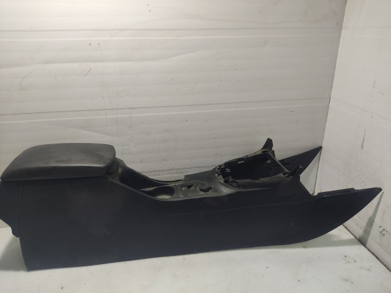 Recambio de consola central para peugeot 308 1.6 hdi fap referencia OEM IAM   
