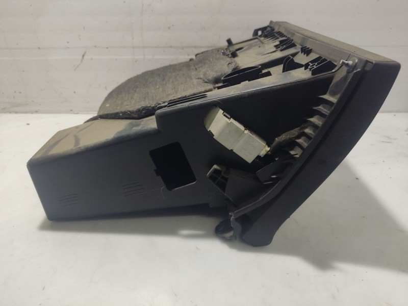 Recambio de guantera para peugeot 308 1.6 hdi fap referencia OEM IAM   
