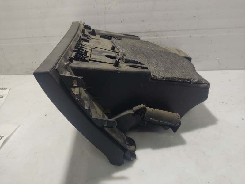 Recambio de guantera para peugeot 308 1.6 hdi fap referencia OEM IAM   