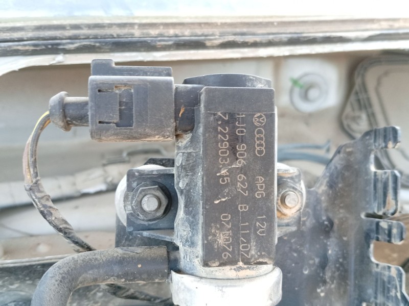 Recambio de valvula para skoda octavia ii combi (1z5) 2.0 tdi 4x4 referencia OEM IAM 1J0906627B  