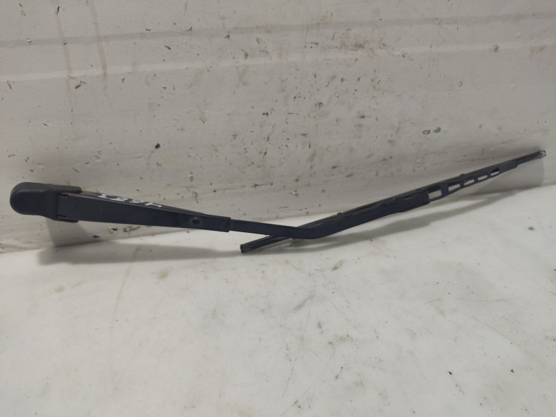 Recambio de brazo limpia trasero para suzuki ignis rm (mh) referencia OEM IAM 3882186G00  