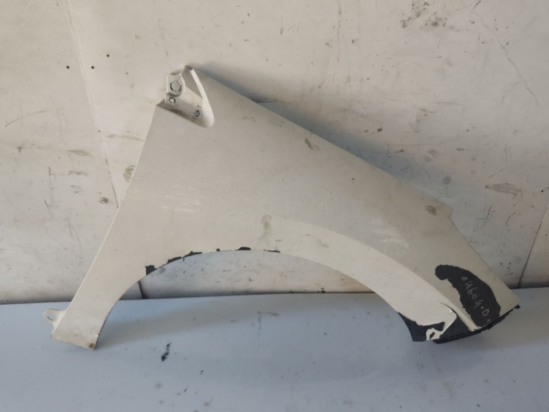 Recambio de aleta delantera derecha para peugeot 308 1.6 hdi fap referencia OEM IAM 841Y17  