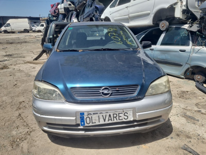 opel astra g sedán (t98) del año 2001