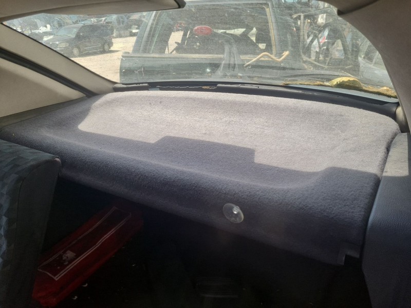 opel astra g sedán (t98) del año 2001