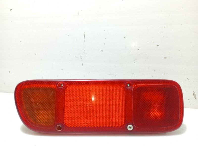 Recambio de piloto trasero izquierdo paragolpes para nissan terrano ii (r20) 2.7 td 4wd referencia OEM IAM 265550F000 265551F100