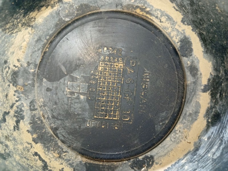 Recambio de tapacubos para nissan terrano ii (r20) 2.7 td 4wd referencia OEM IAM 403420F001  