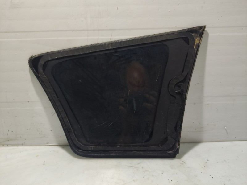 Recambio de luna custodia trasera izquierda para peugeot 308 1.6 hdi fap referencia OEM IAM 8569VV  