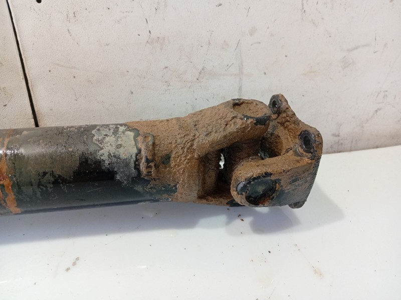 Recambio de cardan delantero para nissan terrano ii (r20) 2.7 td 4wd referencia OEM IAM 372000F000  