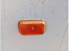 Recambio de piloto lateral izquierdo para nissan terrano ii (r20) 2.7 td 4wd referencia OEM IAM 261300F000  