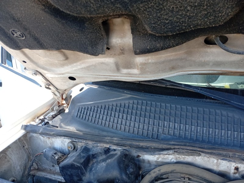 Recambio de moldura para nissan terrano ii (r20) 2.7 td 4wd referencia OEM IAM 661000F030  