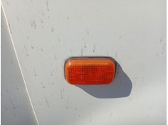 Recambio de piloto lateral derecho para nissan terrano ii (r20) 2.7 td 4wd referencia OEM IAM 261600F000  