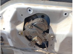 Recambio de motor limpia trasero para nissan terrano ii (r20) 2.7 td 4wd referencia OEM IAM 287000X000  