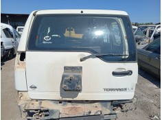 Recambio de porton trasero para nissan terrano ii (r20) 2.7 td 4wd referencia OEM IAM 901007F030  