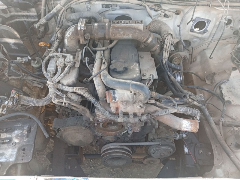 Recambio de culata para nissan terrano ii (r20) 2.7 td 4wd referencia OEM IAM 110397F401  