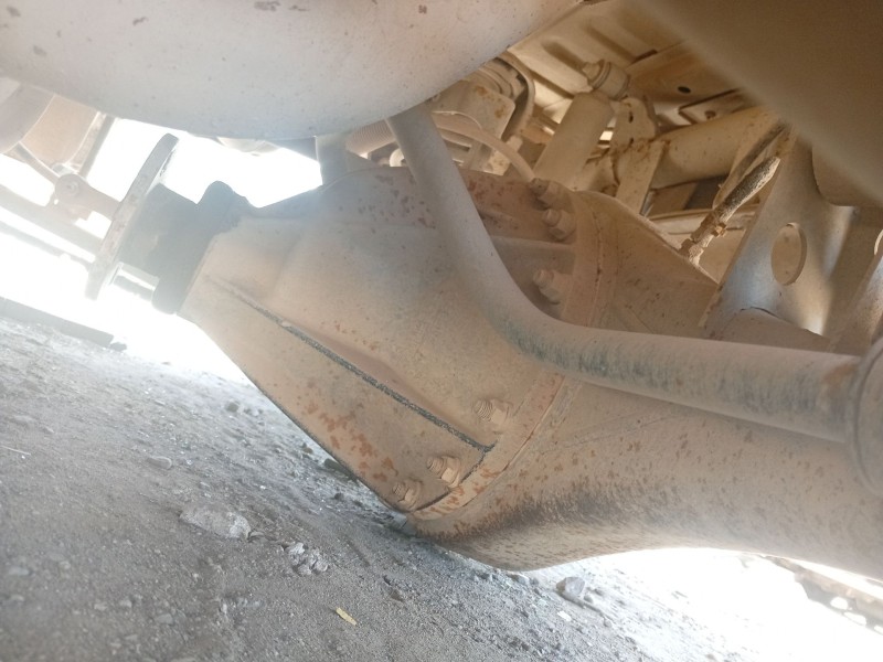 Recambio de diferencial trasero para nissan terrano ii (r20) 2.7 td 4wd referencia OEM IAM 38300G2306  