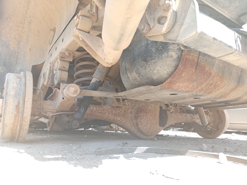 Recambio de puente trasero para nissan terrano ii (r20) 2.7 td 4wd referencia OEM IAM 430101F900  