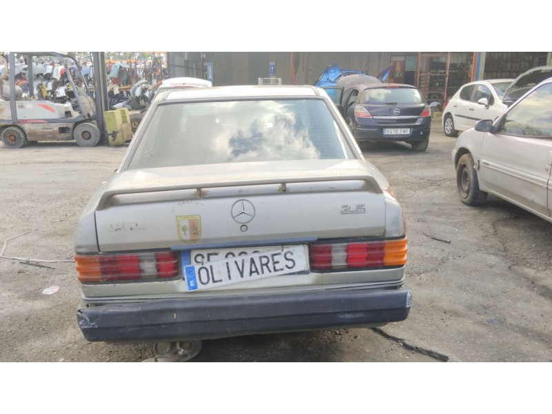 mercedes-benz 190 (w201) del año 1997