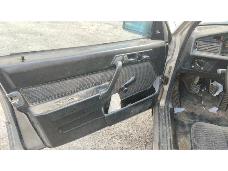 mercedes-benz 190 (w201) del año 1997