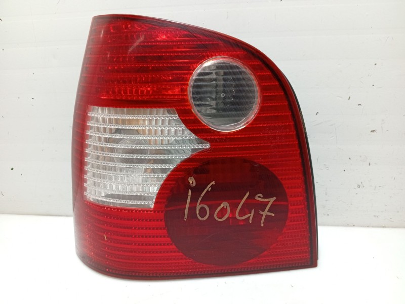 Recambio de piloto trasero izquierdo para volkswagen polo iv (9n_, 9a_) 1.2 referencia OEM IAM 6Q6945095Q  