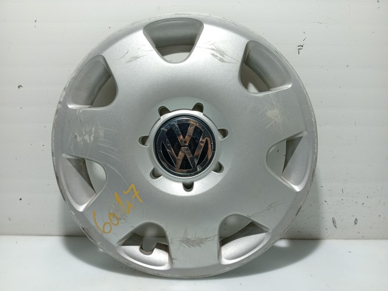 Recambio de tapacubos para volkswagen polo iv (9n_, 9a_) 1.2 referencia OEM IAM 6Q0601147M  
