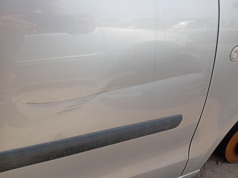 Recambio de puerta delantera derecha para volkswagen polo iv (9n_, 9a_) 1.2 referencia OEM IAM 6Q4831056P  