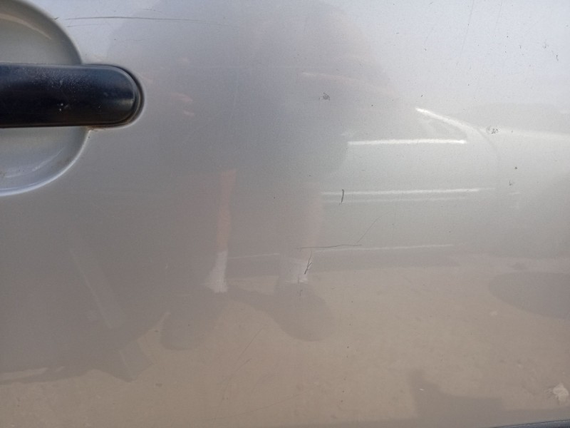 Recambio de puerta delantera derecha para volkswagen polo iv (9n_, 9a_) 1.2 referencia OEM IAM 6Q4831056P  