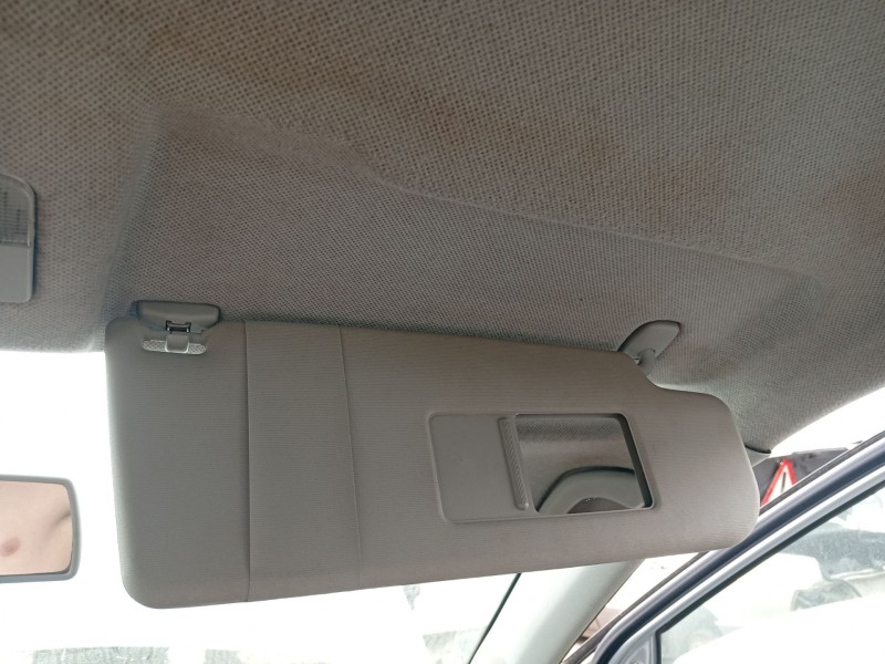 Recambio de parasol derecho para volkswagen polo iv (9n_, 9a_) 1.2 referencia OEM IAM 6Q0857552C  