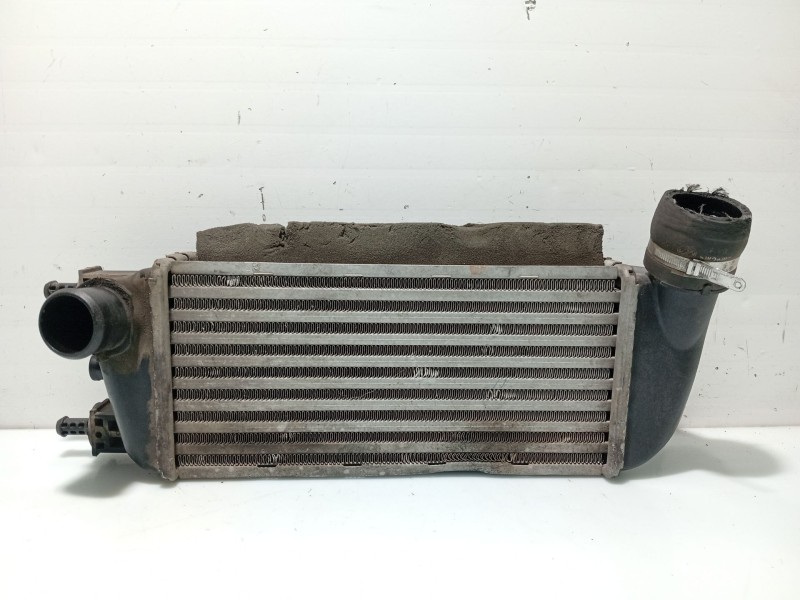 Recambio de intercooler para ford ka (ru8) 1.3 tdci referencia OEM IAM 1560794  