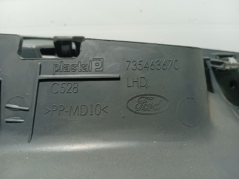 Recambio de guantera para ford ka (ru8) 1.3 tdci referencia OEM IAM 1568258 735463670 