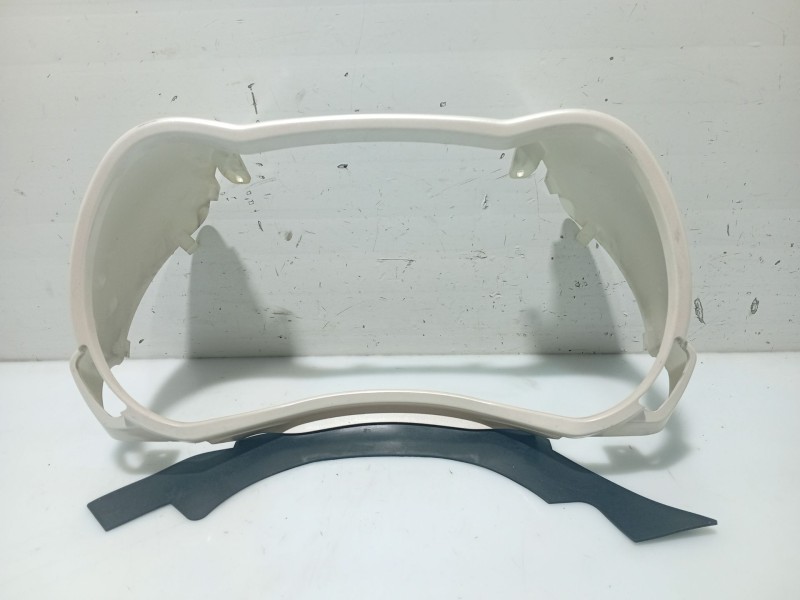 Recambio de moldura para ford ka (ru8) 1.3 tdci referencia OEM IAM 5550050519 5550050514 5550050505