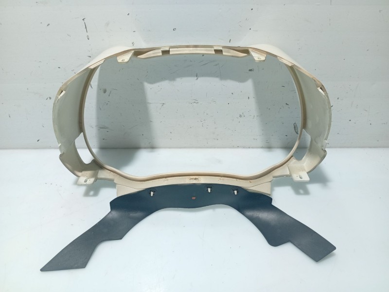 Recambio de moldura para ford ka (ru8) 1.3 tdci referencia OEM IAM 5550050519 5550050514 5550050505