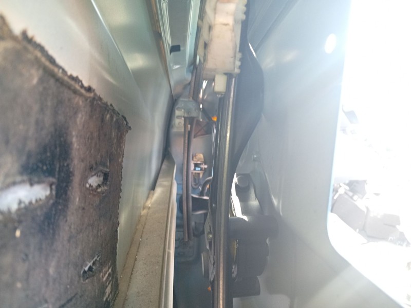 Recambio de elevalunas delantero izquierdo para ford ka (ru8) 1.3 tdci referencia OEM IAM 1799653  