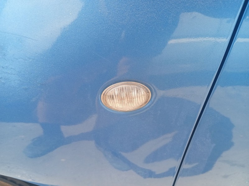 Recambio de piloto lateral izquierdo para ford ka (ru8) 1.3 tdci referencia OEM IAM 1607568  