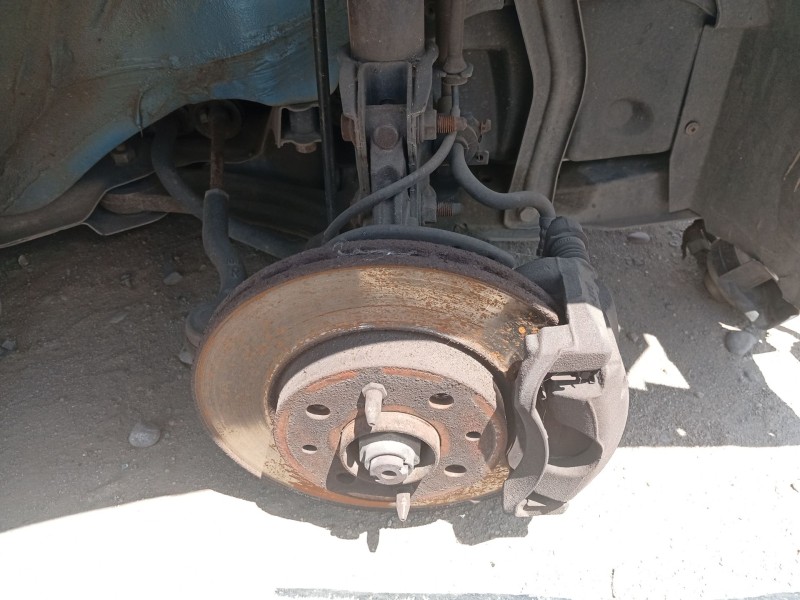 Recambio de mangueta delantera derecha para ford ka (ru8) 1.3 tdci referencia OEM IAM 2014019  
