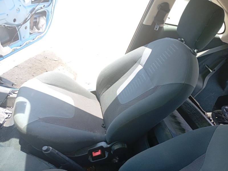 Recambio de asiento delantero derecho para ford ka (ru8) 1.3 tdci referencia OEM IAM 6026ADD  